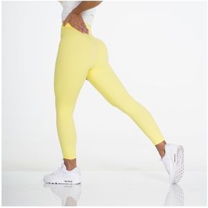 NVGTN Canary Yellow Signature Leggings